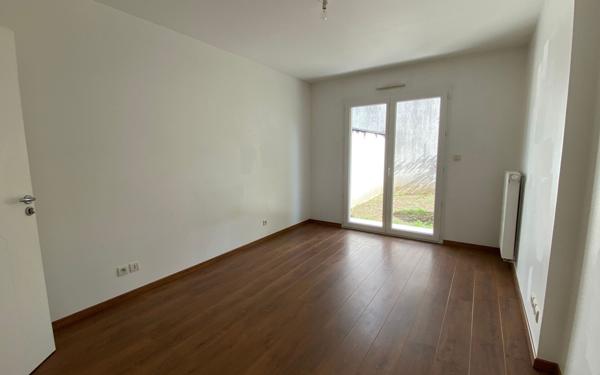 Maison à vendre    6 pièces •  Cailloux-sur-Fontaines