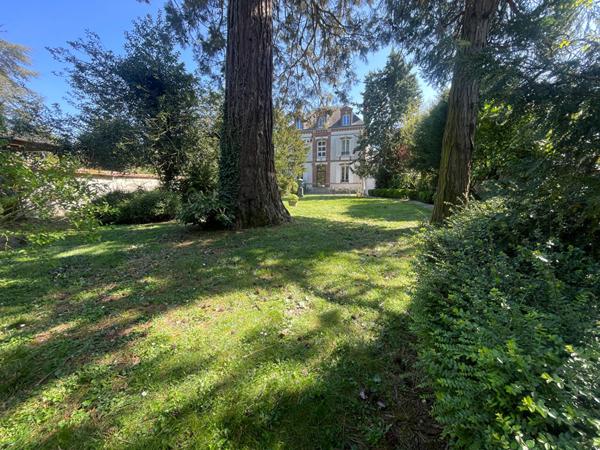 Demeure Bourgeoise - Secteur Prisé Chartres 300m²