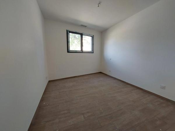 Dpt Pyrénées Orientales (66), à vendre CABESTANY Villa neuve 2 faces P4 de 86.5 m² sur terrain 189 m² garage