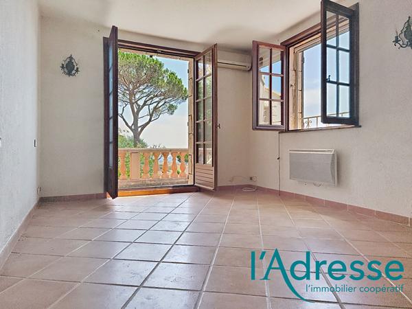 VILLA 6/7 pièces avec piscine, MAGNIFIQUE VUE MER et ILES !
