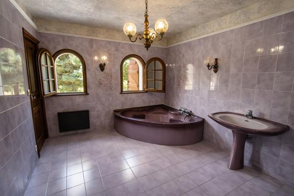 Maison
         9 pièces
        - 295 m² 489 000 € *