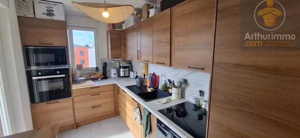 Vente                                                      Appartement
                        
                     3 pièces                      67 m2                     à Olivet