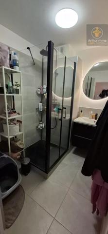 Vente                                                      Appartement
                        
                     3 pièces                      67 m2                     à Olivet