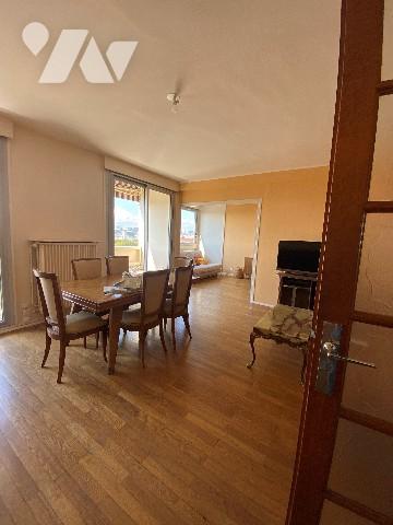 DERNIER ETAGE / RARE A LA VENTE / SECTEUR MONPLAISIR / APPARTEMENT T4 AVEC PARKING