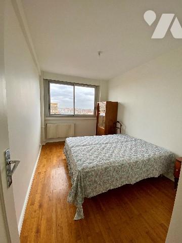 DERNIER ETAGE / RARE A LA VENTE / SECTEUR MONPLAISIR / APPARTEMENT T4 AVEC PARKING