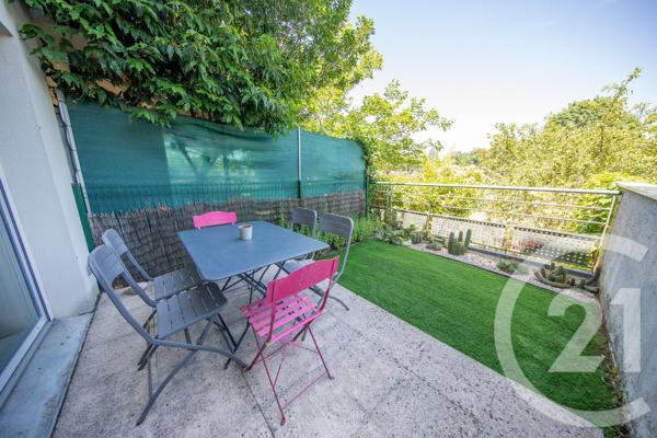 Appartement T2 à vendre  2 pièces - 38,80 m 2   LE HAILLAN  - 33