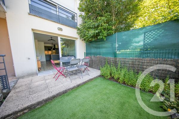 Appartement T2 à vendre  2 pièces - 38,80 m 2   LE HAILLAN  - 33