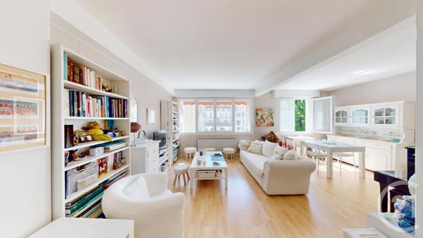 Appartement T3 à vendre  3 pièces - 82,47 m 2   BAYONNE  - 64