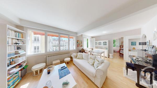Appartement T3 à vendre  3 pièces - 82,47 m 2   BAYONNE  - 64