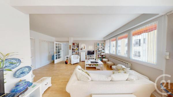 Appartement T3 à vendre  3 pièces - 82,47 m 2   BAYONNE  - 64