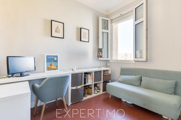 Marseille (13007) APPARTEMENT 3 PIECES & BALCON DANS LE 7EME/ SOUS COMPROMIS