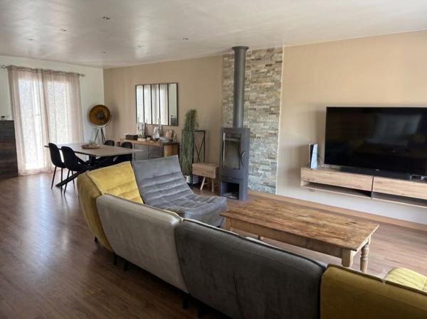 Maison à vendre 369 000 € Loyettes 4 p 100 m² DPE C