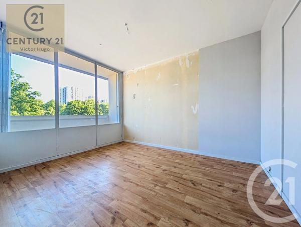 Appartement T4 à vendre  4 pièces - 70,98 m 2   LIMOGES  - 87
