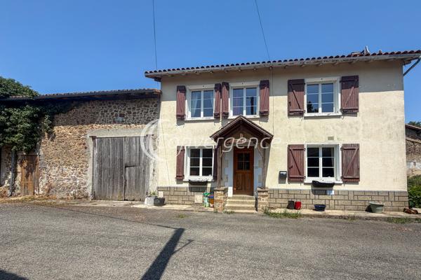 Maison
                                                                                                                                                                                                                                                                                                                        5 pièce(s)                                                                                                                                                                                                          3 chambre(s)                                                                                                                                                                                                          99  m²