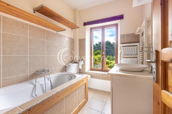 Maison
                                                                                                                                                                                                                                                                                                                        5 pièce(s)                                                                                                                                                                                                          3 chambre(s)                                                                                                                                                                                                          99  m²