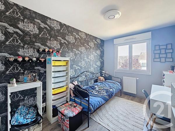 Maison à vendre  6 pièces - 104,79 m2 CHAUMES EN BRIE - 77