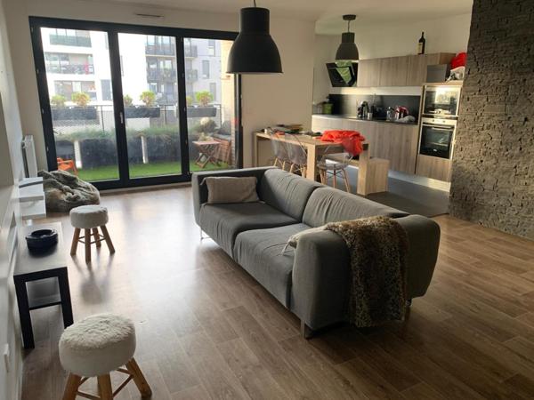 Appartement 4 pièces 3 chambres de 88 m2 avec balcon cave et parking au sous sol ECO QUARTIER GENNEVILLIERS