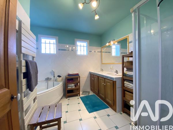 Maison à vendre 7 pièces 204 m² Carpentras