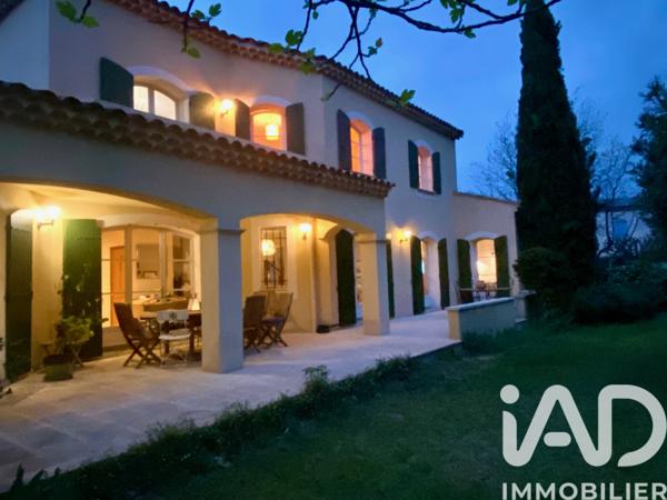 Maison à vendre 7 pièces 204 m² Carpentras