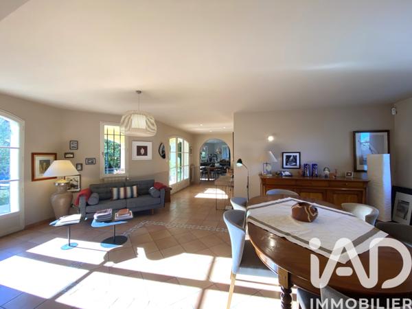 Maison à vendre 7 pièces 204 m² Carpentras