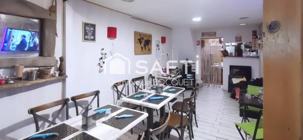 Pas de porte TOUS COMMERCES, actuellement à usage de restaurant pizzeria, fermé depuis 18 mois