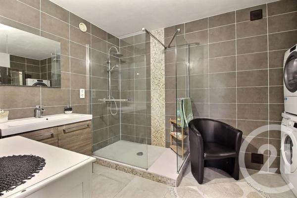 Appartement T4 à vendre  5 pièces - 100,34 m 2   THONON LES BAINS  - 74