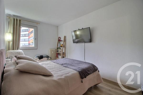 Appartement T4 à vendre  5 pièces - 100,34 m 2   THONON LES BAINS  - 74