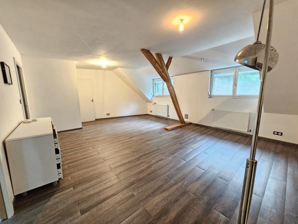 Maison 6 pièces - 280 m²