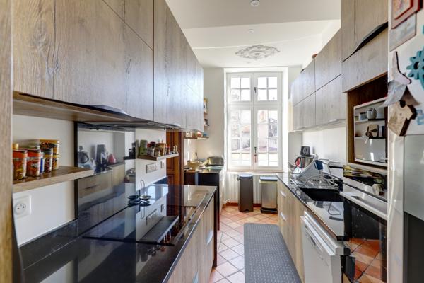 Maison 9 pièce(s) 5 chambre(s) 283 m²