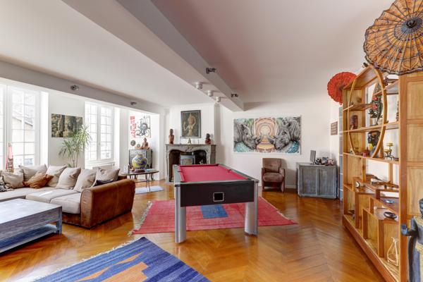 Maison 9 pièce(s) 5 chambre(s) 283 m²