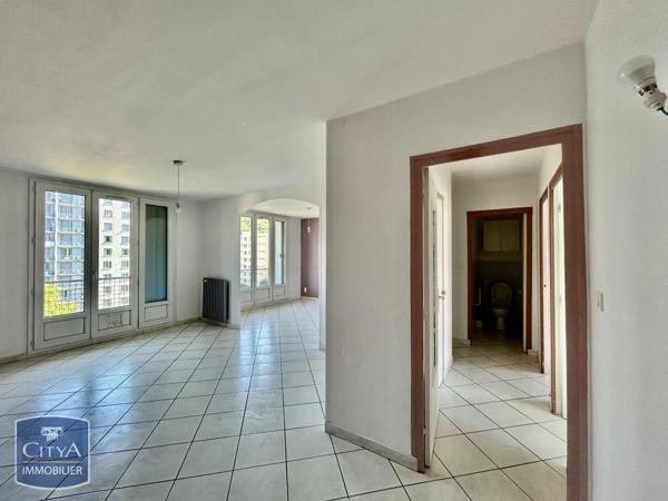 Appartement à louer 4 pièces 65.15m² Échirolles (38130)