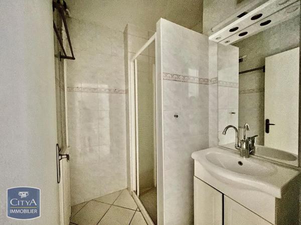 Appartement à louer 4 pièces 65.15m² Échirolles (38130)