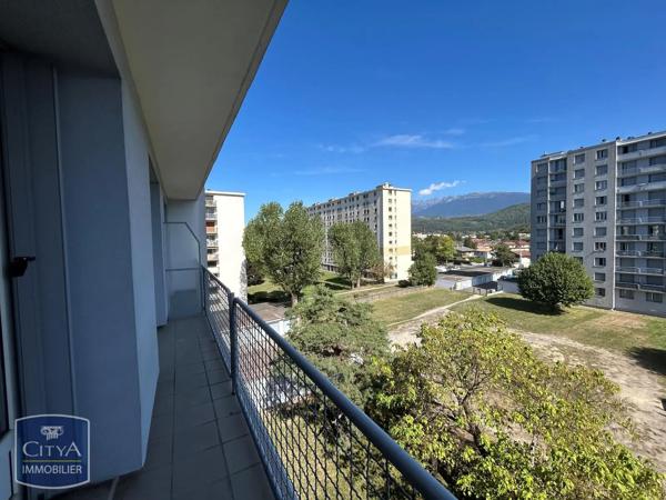Appartement à louer 4 pièces 65.15m² Échirolles (38130)