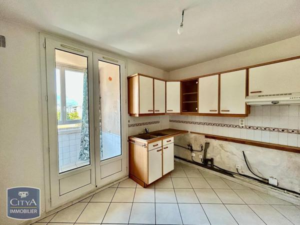 Appartement à louer 4 pièces 65.15m² Échirolles (38130)