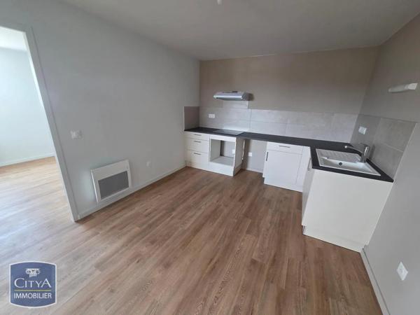 Appartement à louer 3 pièces 75.15m² Issoire (63500)