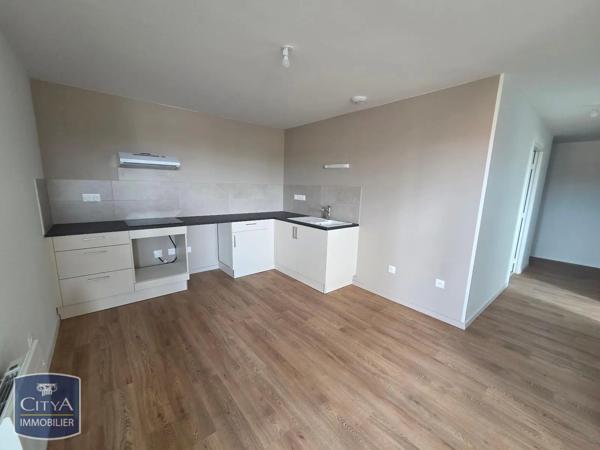 Appartement à louer 3 pièces 75.15m² Issoire (63500)