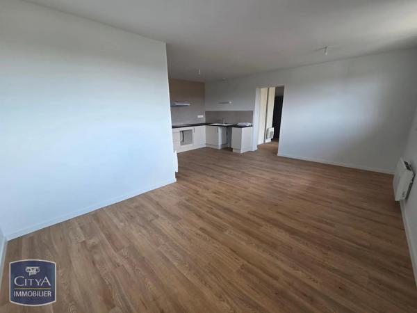 Appartement à louer 3 pièces 75.15m² Issoire (63500)