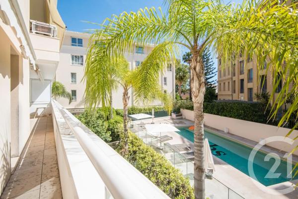 Appartement F3 à vendre  3 pièces - 78 m 2   BEAULIEU SUR MER  - 06