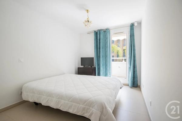 Appartement F3 à vendre  3 pièces - 78 m 2   BEAULIEU SUR MER  - 06