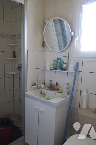 Maison T5 - Cave - Garage - Cour. 105 m² cadastré.