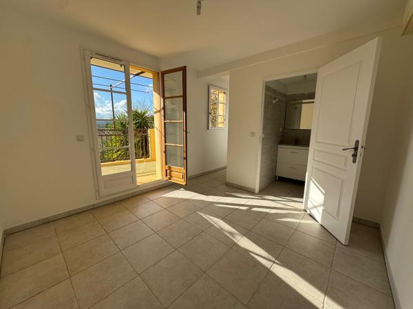 Grimaud (83310) À Grimaud, duplex de 75.08m² avec 2 chambres à acheter