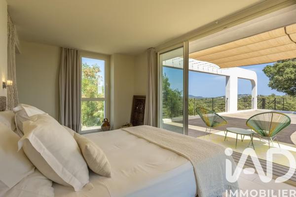 Maison à vendre 4 pièces 180 m² Sainte-Lucie-De-Porto Vecchio