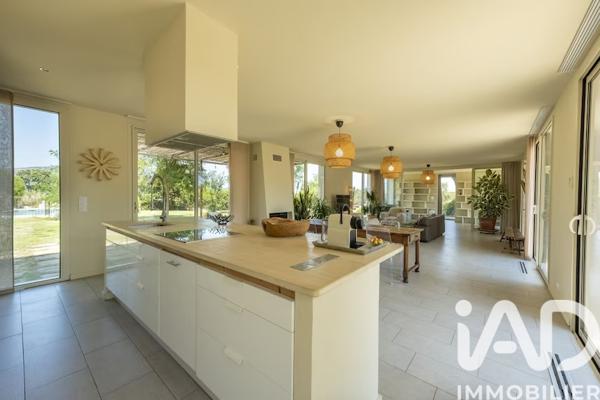 Maison à vendre 4 pièces 180 m² Sainte-Lucie-De-Porto Vecchio