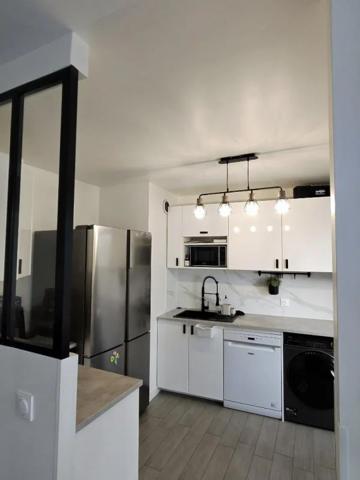 Appartement à louer à Courbevoie (92400)