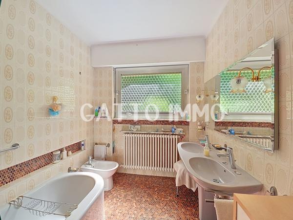 Saint-Julien-lès-Metz (57070) SOUS OFFRE D'ACHAT // Maison individuelle // 250m² // 5CH // Garage 2 voitures // 2 SDB // sous-sol complet