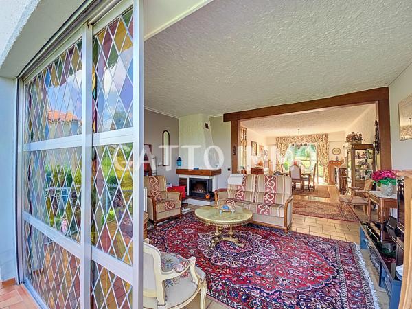 Saint-Julien-lès-Metz (57070) SOUS OFFRE D'ACHAT // Maison individuelle // 250m² // 5CH // Garage 2 voitures // 2 SDB // sous-sol complet