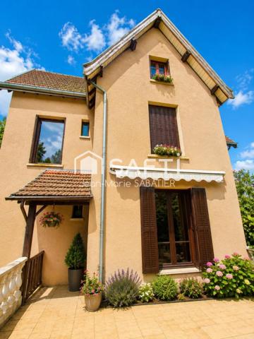 Propriété  7 pièces 112 m2