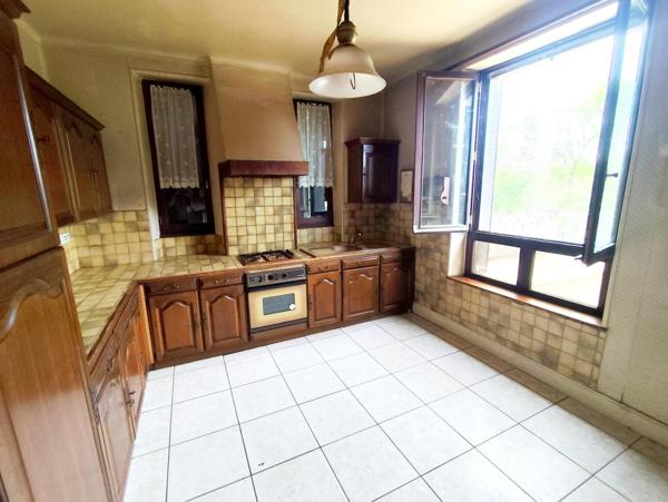 Propriété  7 pièces 112 m2