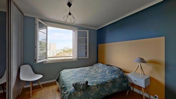 173 avenue Barthélemy Buyer Lyon 69005 9eme etage – T5 Meublé – 1190 €CC