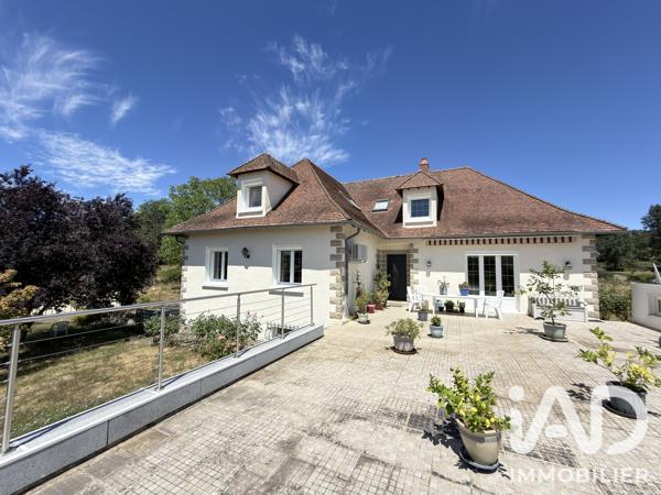 Maison à vendre 9 pièces 222 m² Pionnat